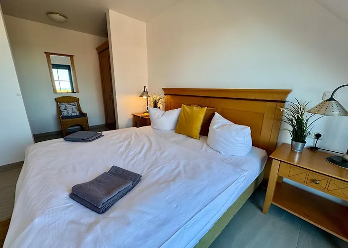 Oewern Diek App 30 Wustrow (Fischland)